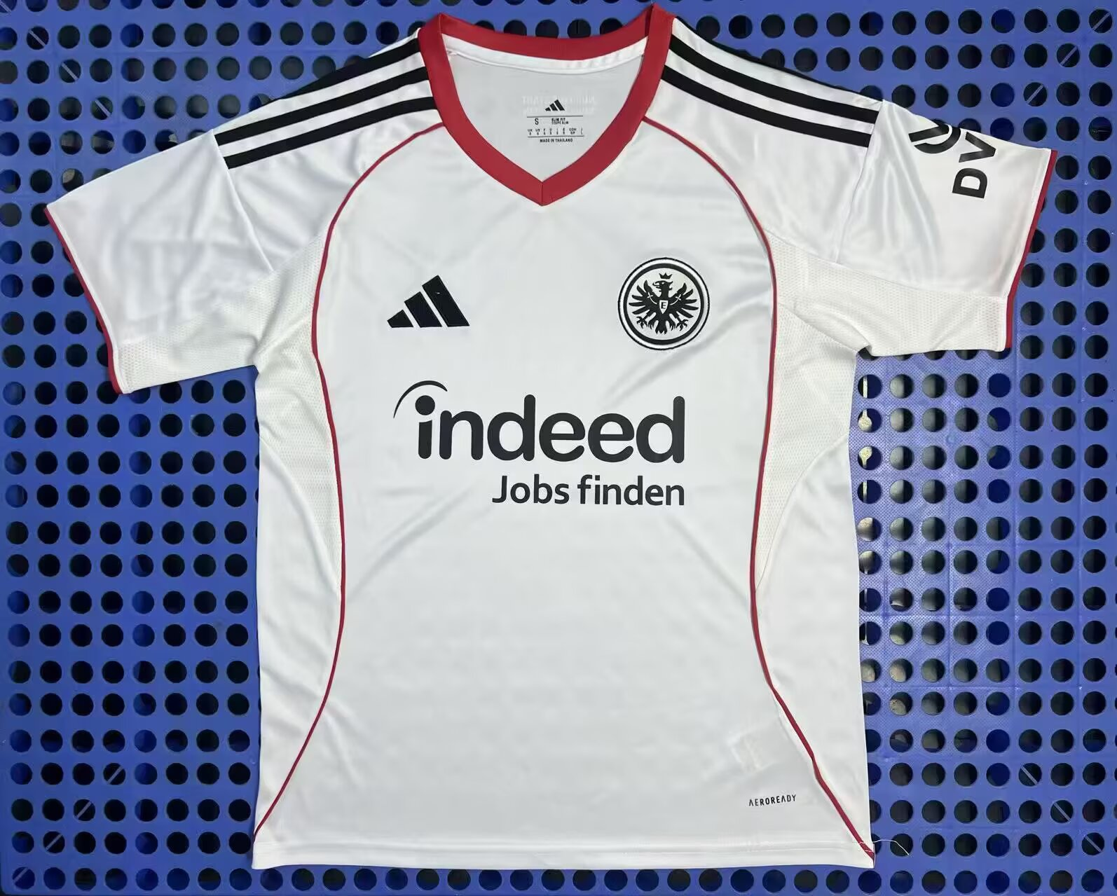 Fans Version 25/26 Frankfurt away