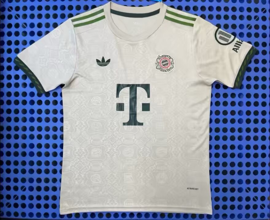 Fans Version 25/26 Bayern Beer Festival White