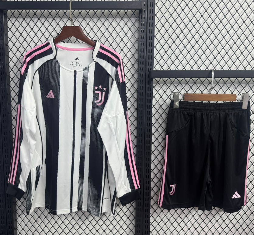  Adults kits 25/26 Juventus home long-sleeved