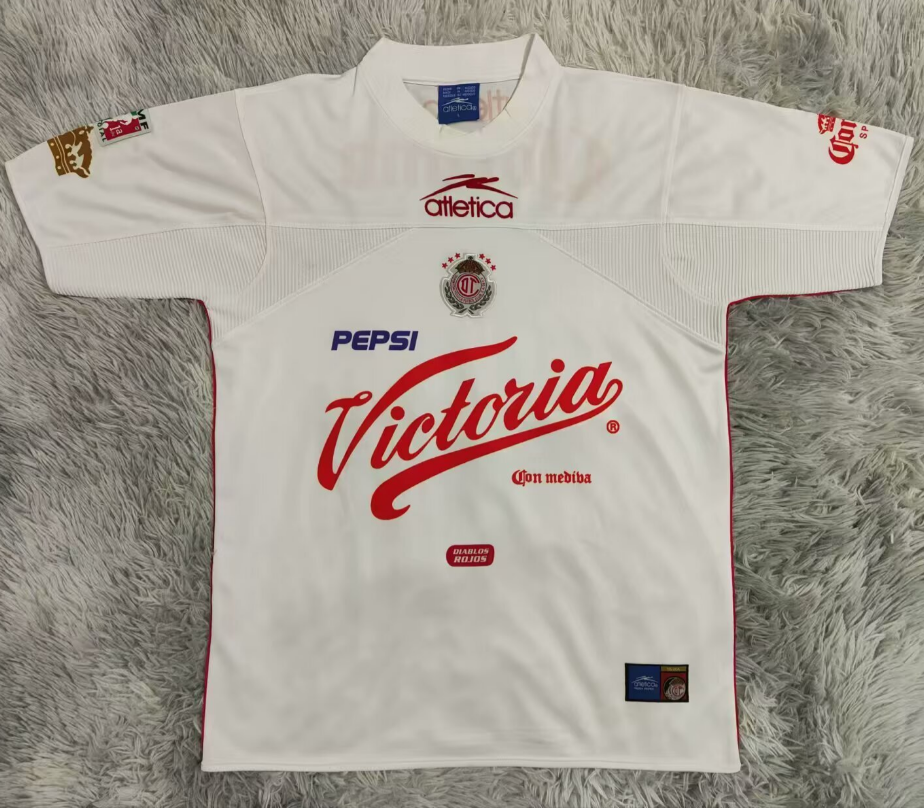 Retro 00/01 Toluca away