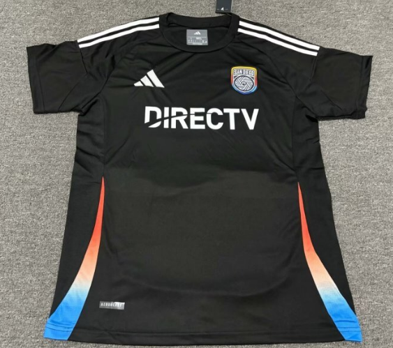 Fan version 25/26 Santiago home