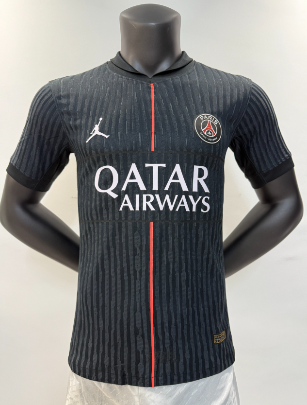 Player Version  25/26 Paris Three away