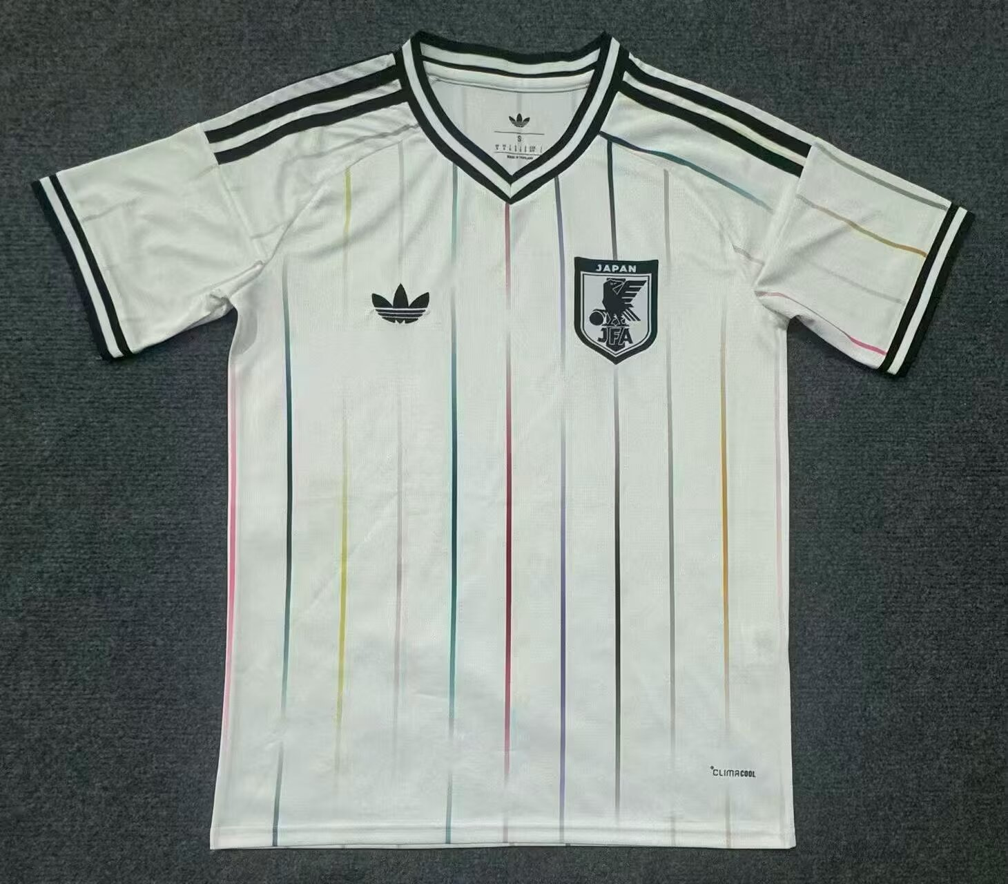 Fan version 26/27 Japan away