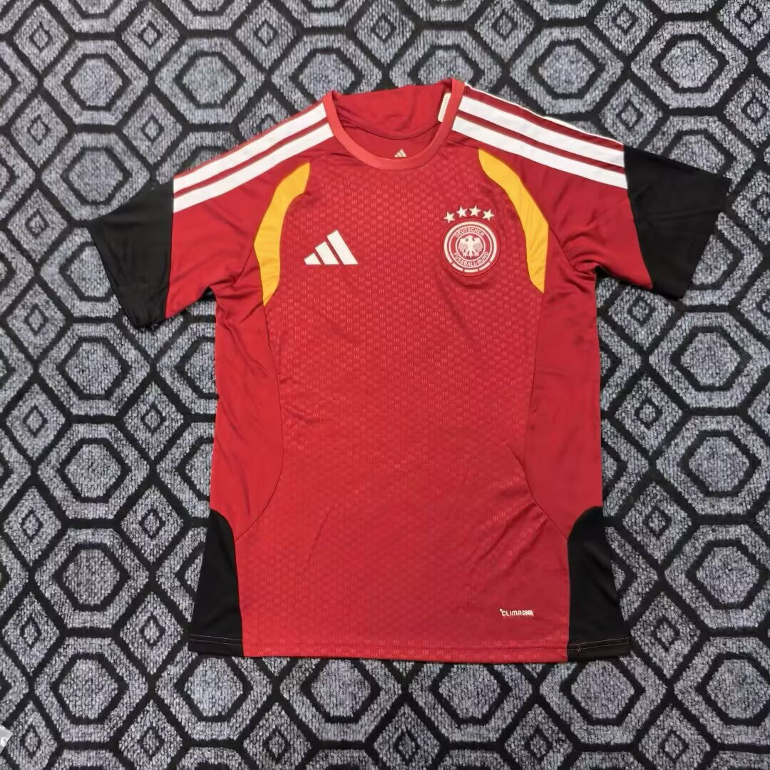 Fan version 26/27 Germany training suit red