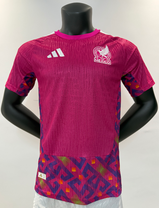 Player Version 26/27 Mexican goalkeeper