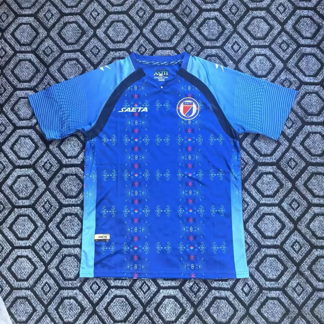 Fan version 26/27 Haiti home