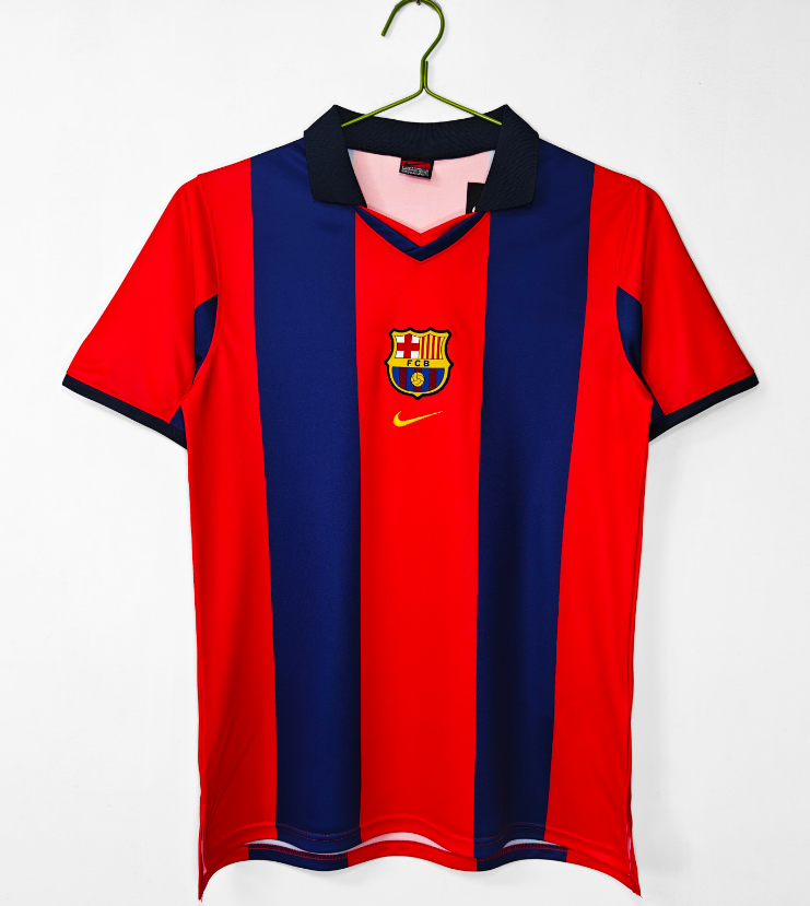 Retro 1998/99 Barcelona home jersey (with collar)