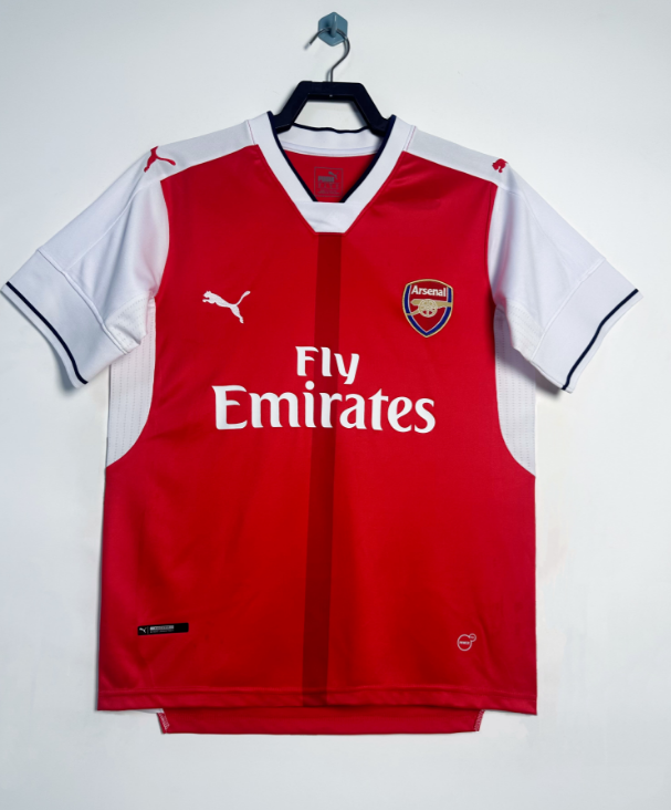 Retro 2016/17 Arsenal home