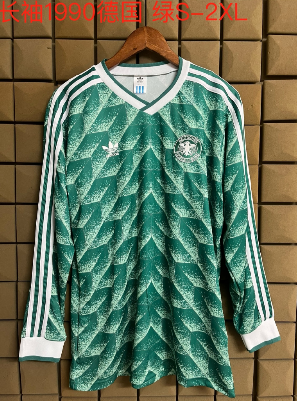 Retro 1990 German green long sleeved