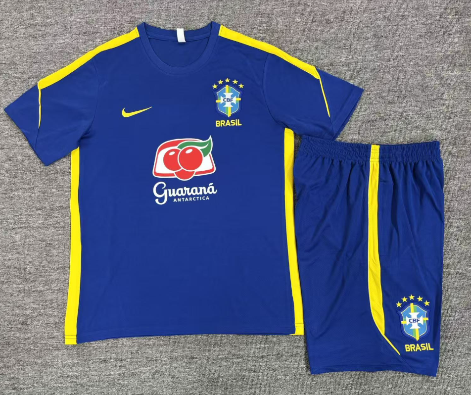 26/27 Brazilian color blue kids Training Kits