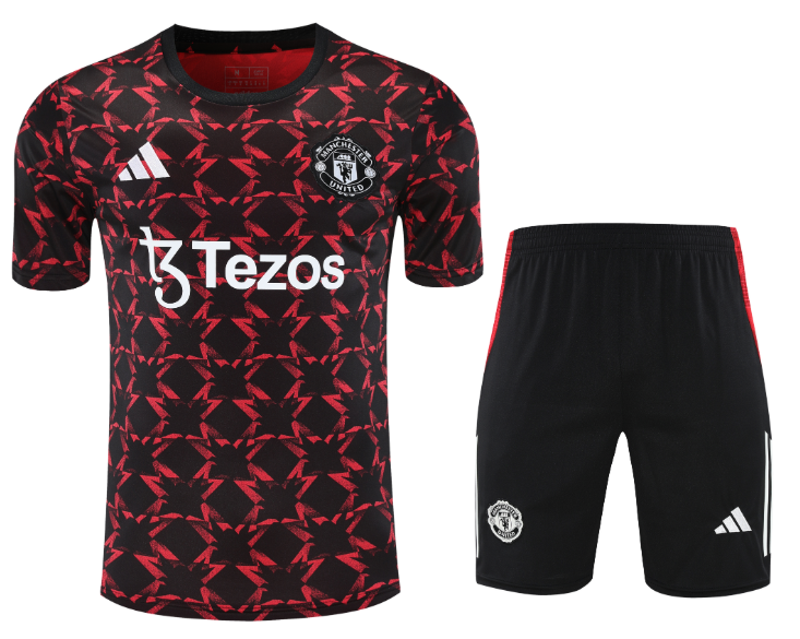 25/26 Manchester United Adults Training Kits