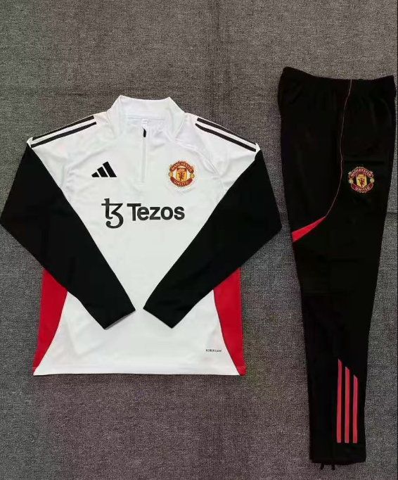 25/26Adult half Manchester United White Tracksuit kits 
