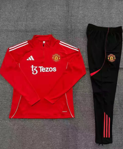 25/26Kid half Manchester United red Tracksuit  Kits