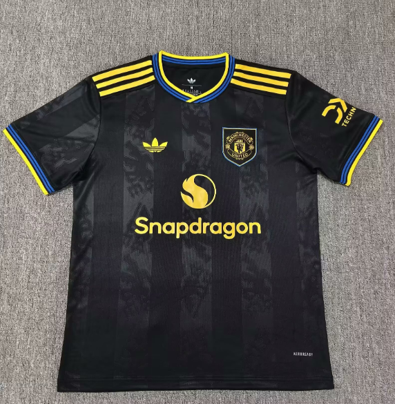 Fans Version 25/26 Manchester United Second away