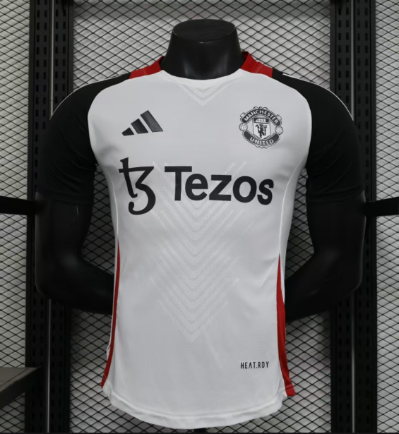 Player Version 25/26 Manchester United pre-match press conference