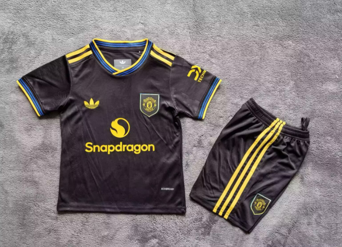 Kids kits 25/26 Manchester United Special Edition Black 