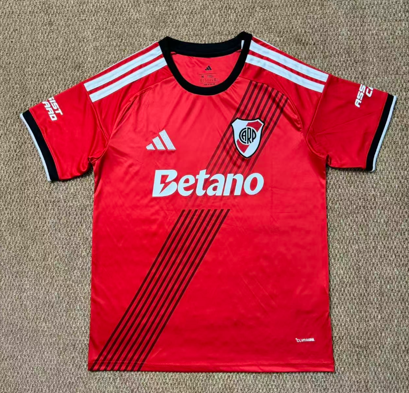 Fans Version 26/27 River Plate Second away