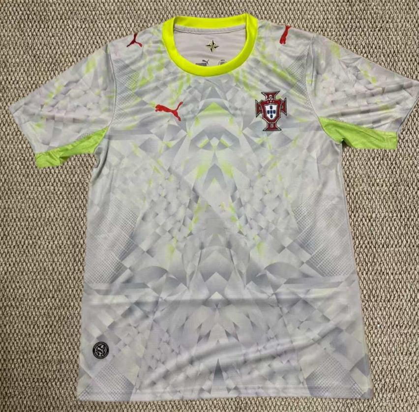 Fans Version 26/27 Portugal goalkeeper grey
