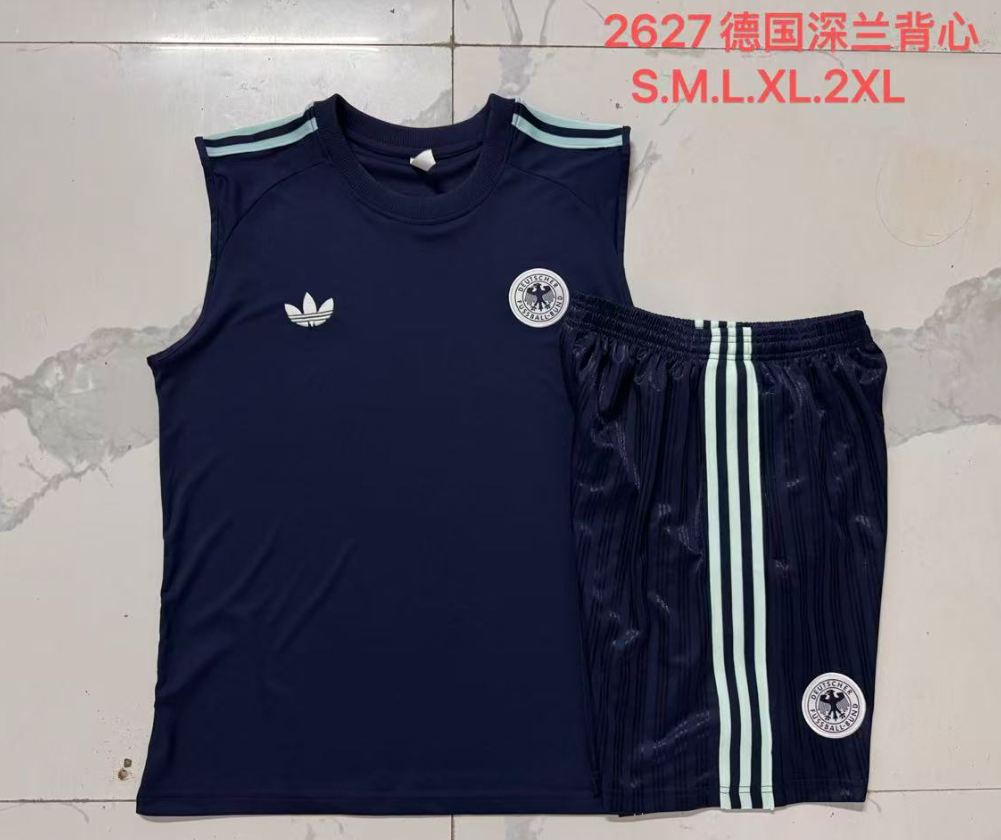 26/27 Vest Germany Deep Blue suit