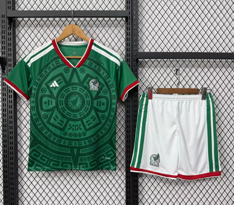 Adults kits 26/27 Mexico home