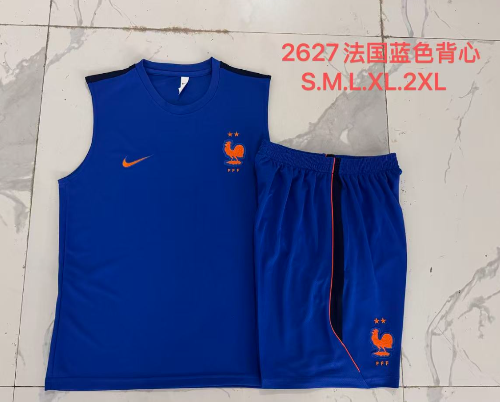 26/27 Vest France blue suit