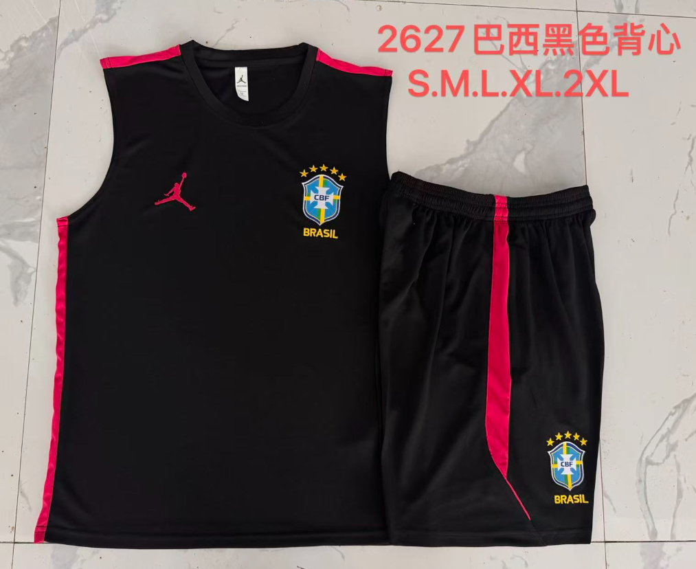 26/27 Vest Brazil black suit