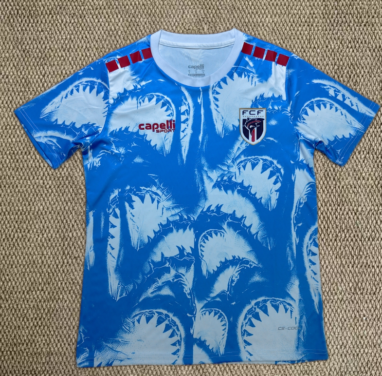 Fans Version 26/27 Cape Verde training suit