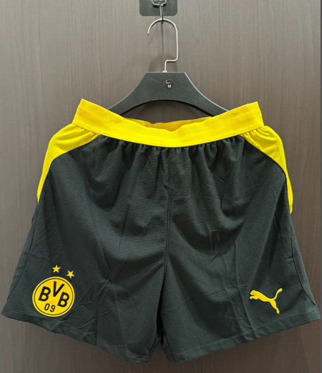 Player Version 26/27 Dortmund home shorts