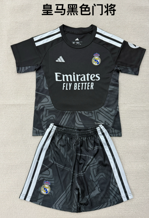 kids Kits 26/27 Real Madrid black goalkeeper