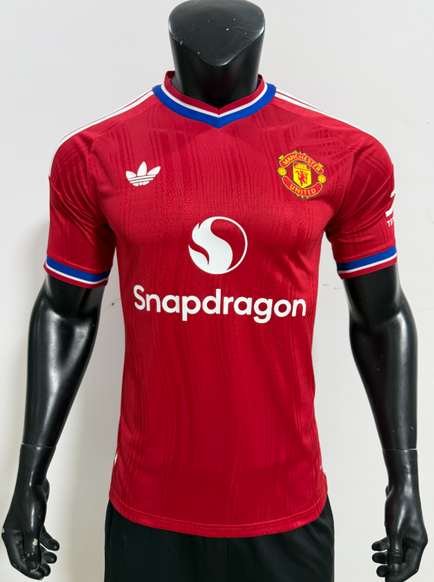 Player Version 27 Manchester United away red