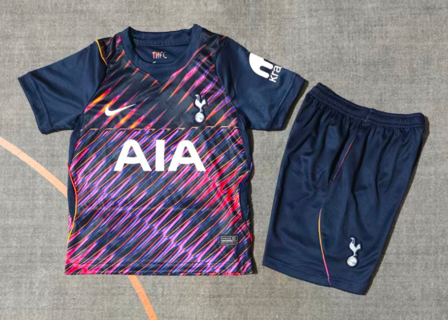 kids Kits 26/27 Tottenham away
