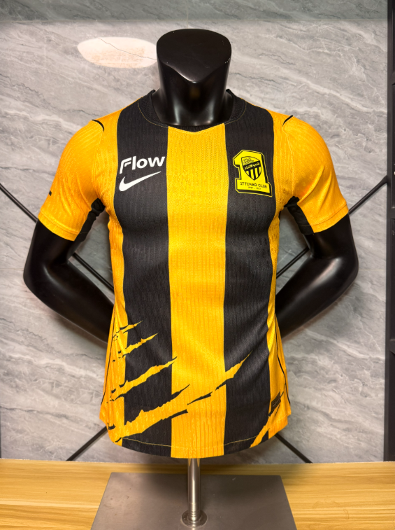 Player Version 26/27 Al Ittihad home